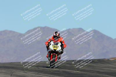 media/Mar-25-2024-Moto Forza (Mon) [[8d4319bd68]]/2-Advanced Group/Session 2 (Turns 9 and 10)/